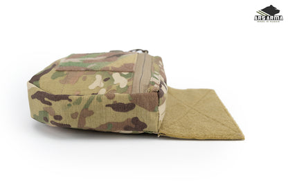 Universal Clayd Chest Pouch
