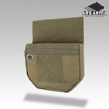 Universal Clayd Chest Pouch